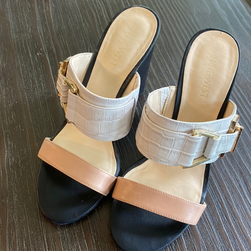 Nine West Two-Tone Buckle Wedge Sandals in Black, Cream & Tan